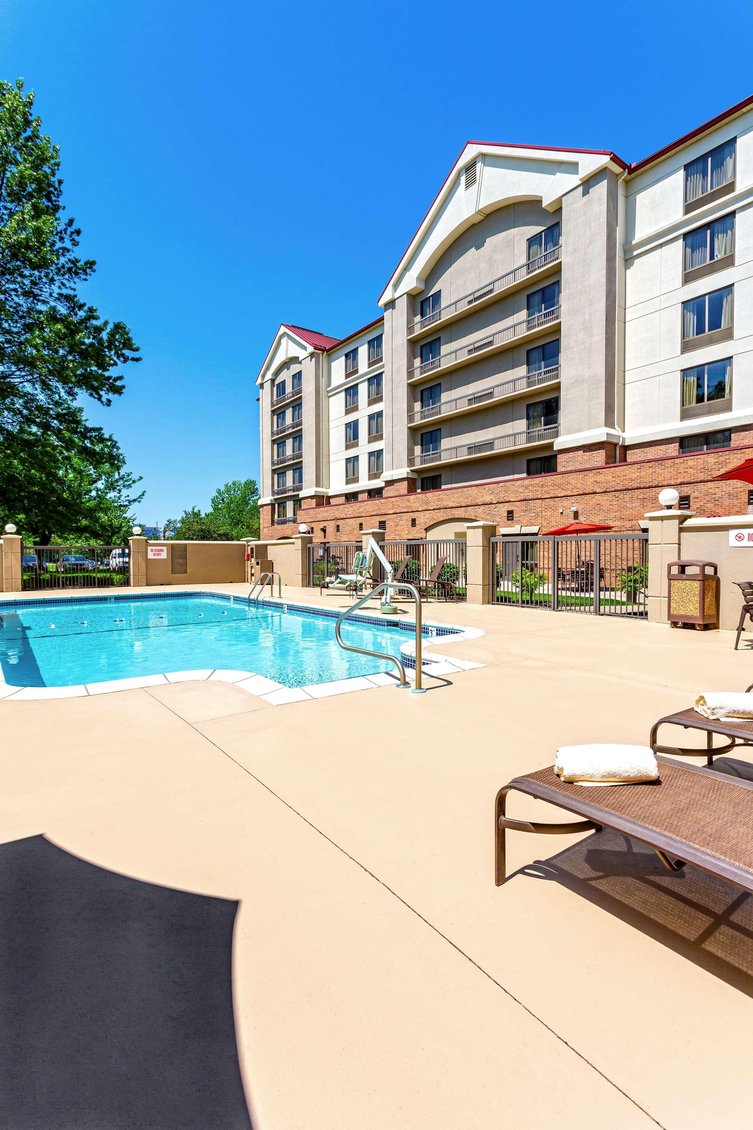 Hyatt Place Kansas City/Overland Park/Convention Center Exteriör bild
