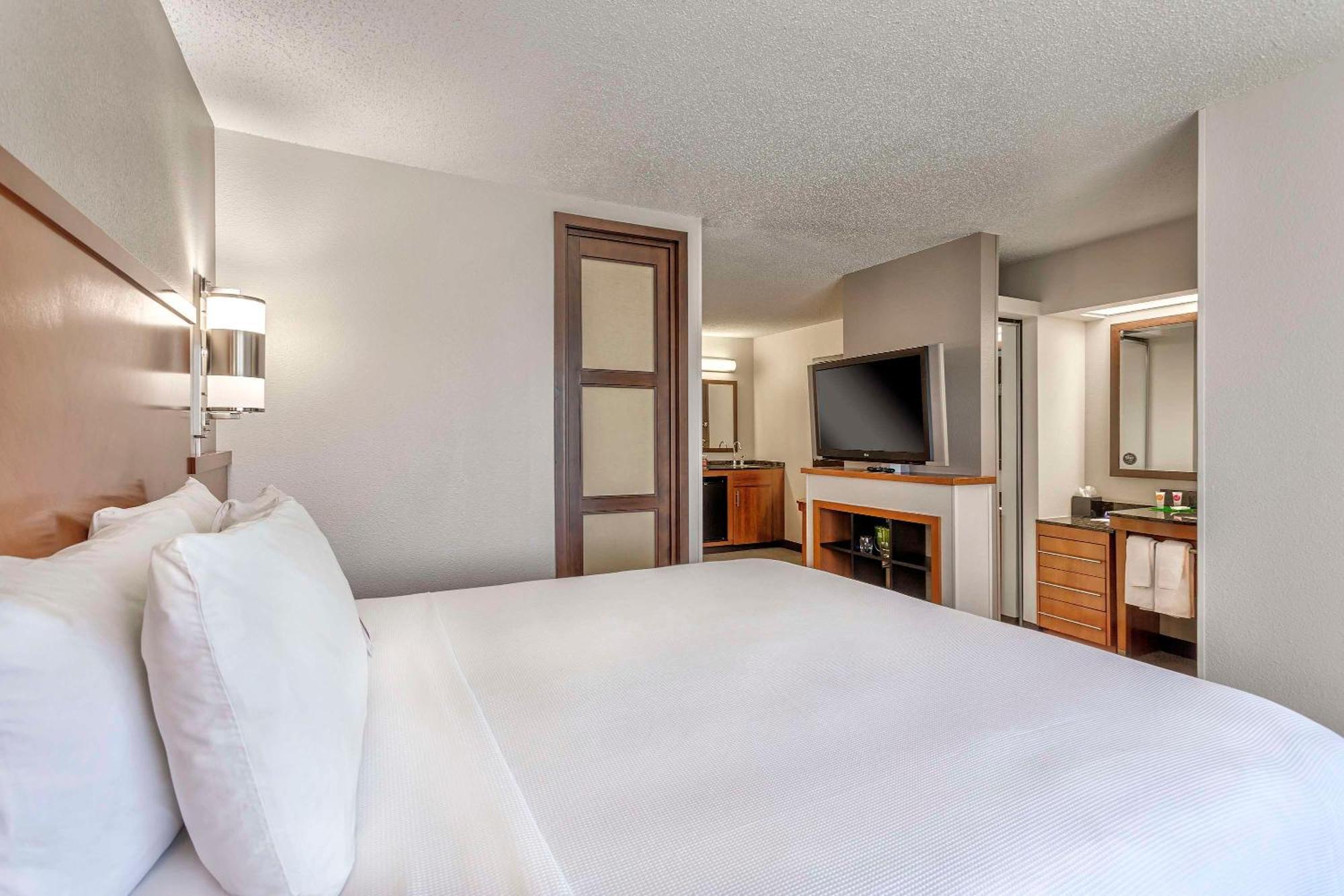 Hyatt Place Kansas City/Overland Park/Convention Center Exteriör bild