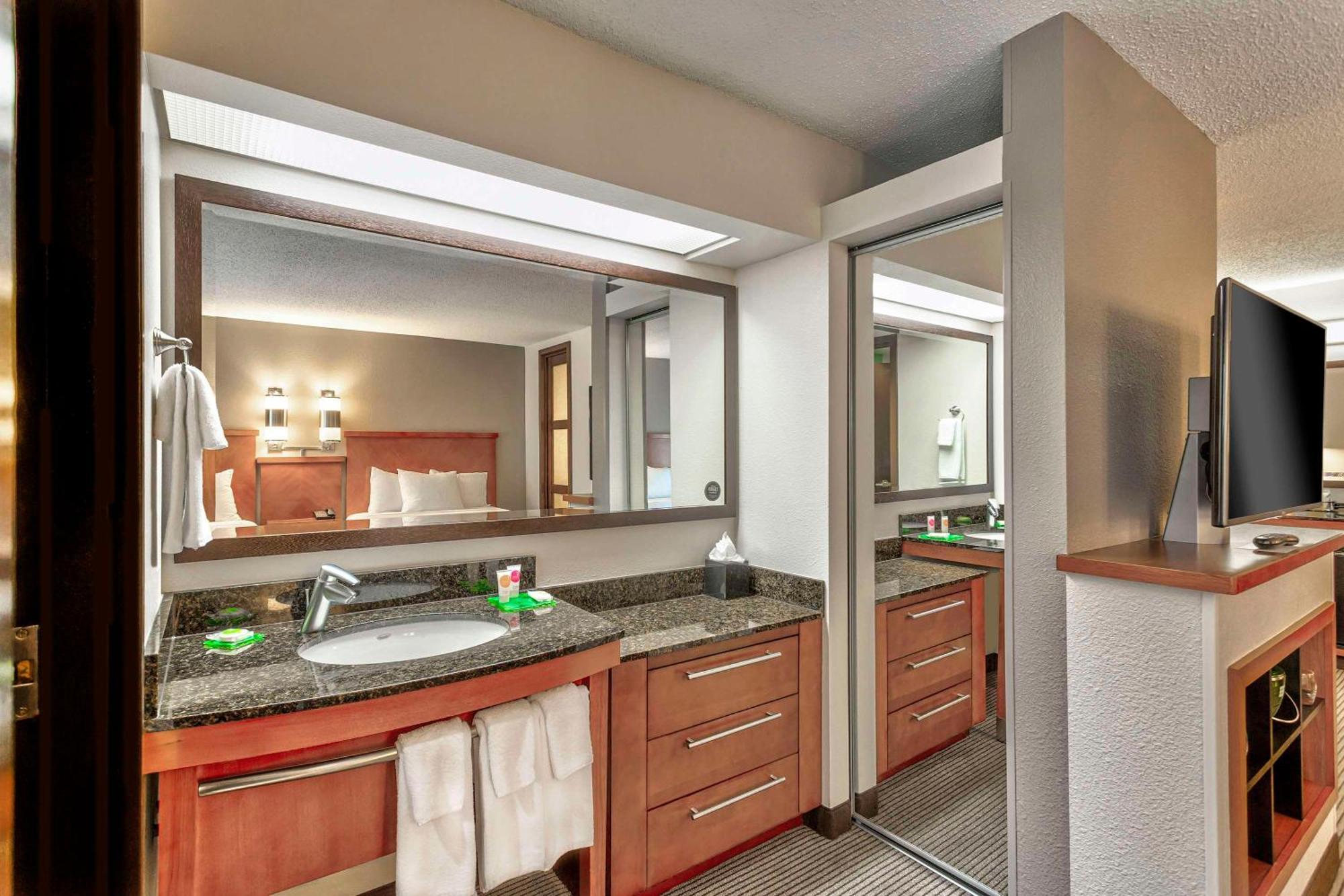 Hyatt Place Kansas City/Overland Park/Convention Center Exteriör bild