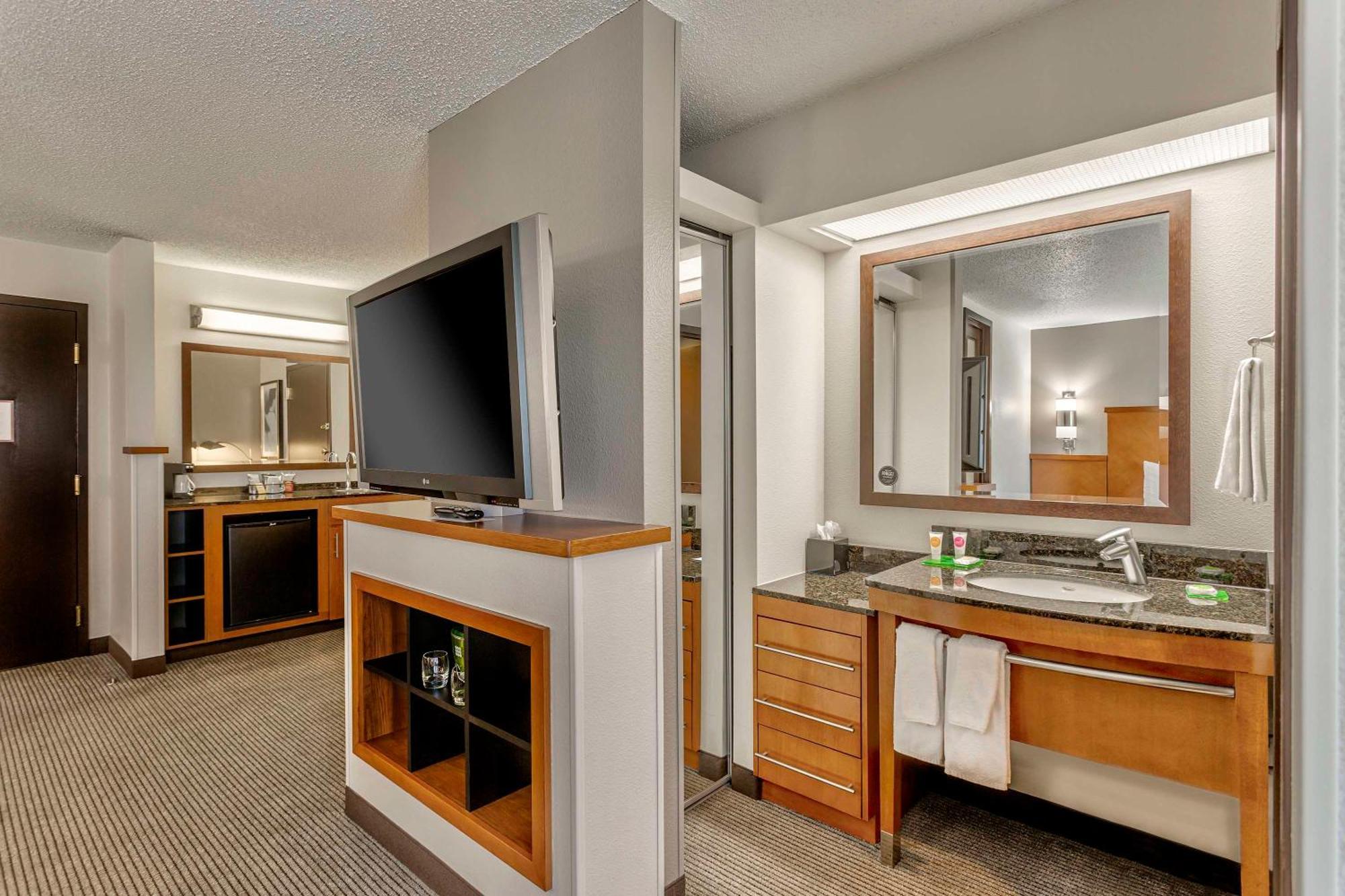 Hyatt Place Kansas City/Overland Park/Convention Center Exteriör bild