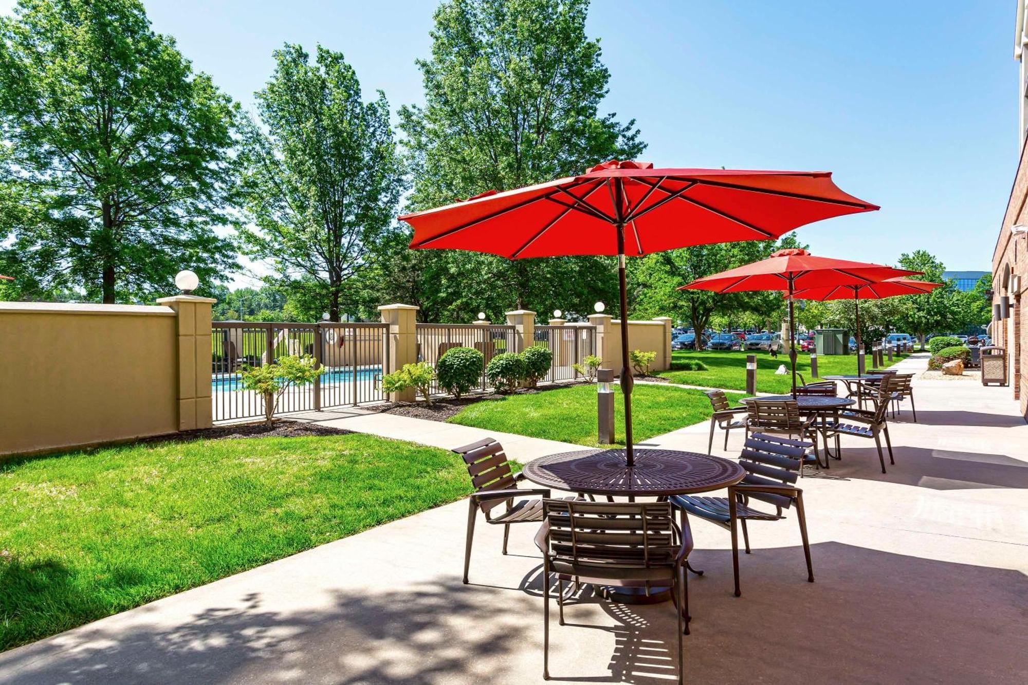 Hyatt Place Kansas City/Overland Park/Convention Center Exteriör bild