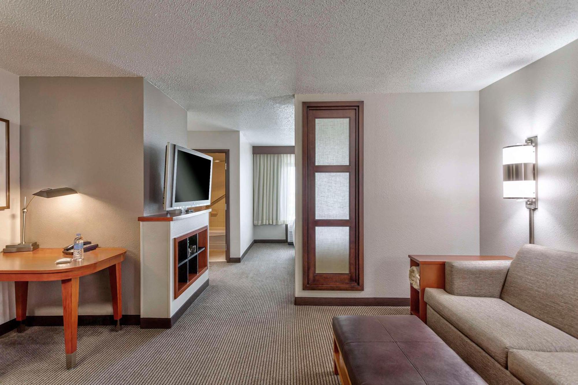 Hyatt Place Kansas City/Overland Park/Convention Center Exteriör bild